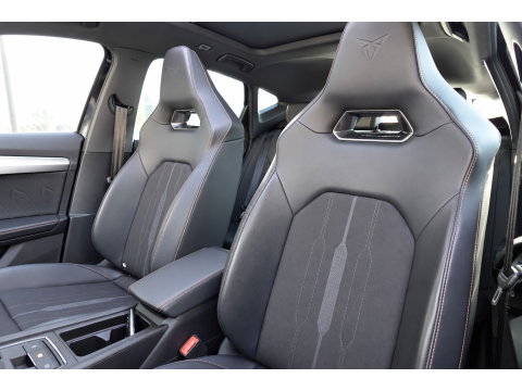 CUPRA Formentor 1.4 e-Hybrid VZ PANO KEYLESS 360 ACC VOL