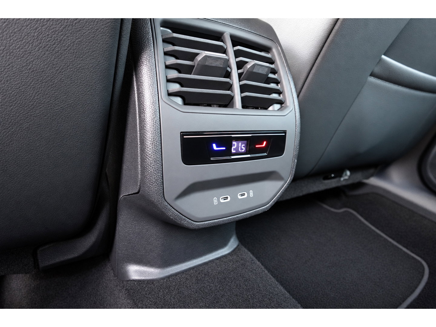CUPRA Formentor 1.4 e-Hybrid VZ PANO KEYLESS 360 ACC VOL