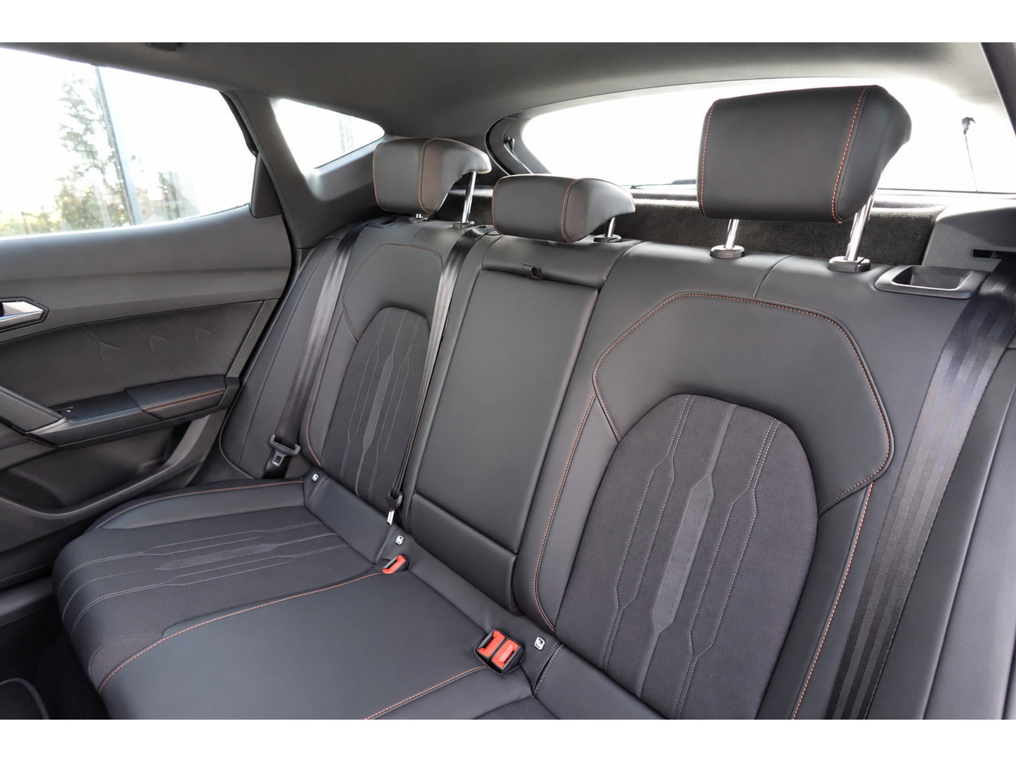 CUPRA Formentor 1.4 e-Hybrid VZ PANO KEYLESS 360 ACC VOL
