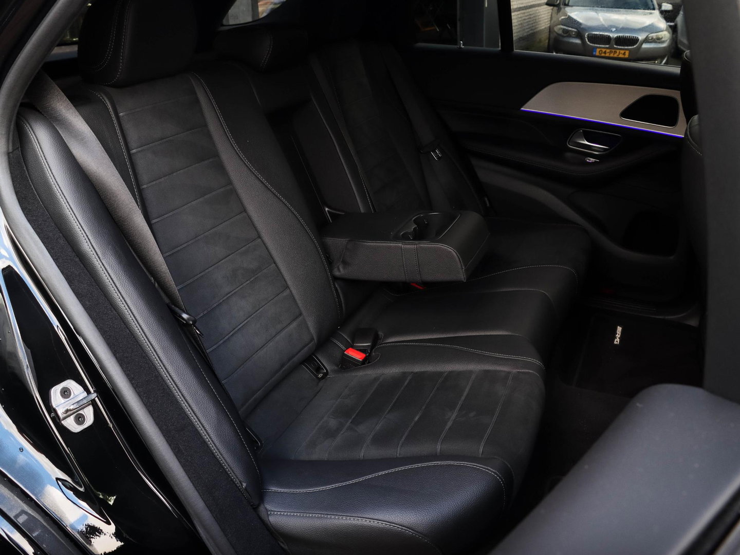 Mercedes-Benz GLE 350 e 4MATIC AMG Line Luchtvering Distronic 360 Cam Trekhaak BTW AUTO