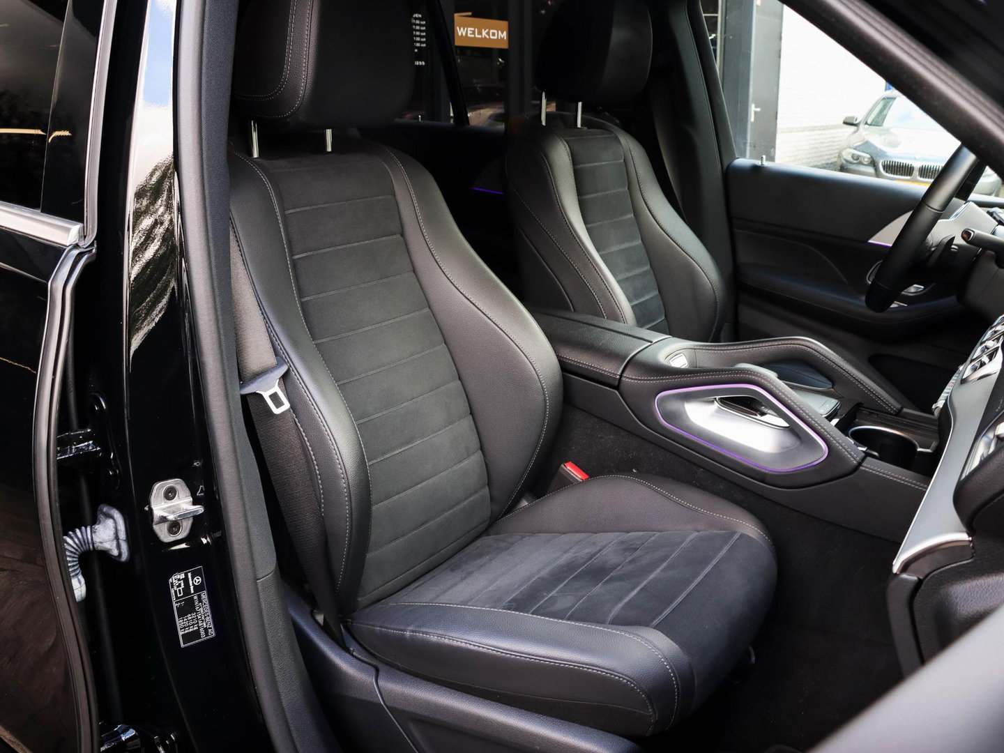 Mercedes-Benz GLE 350 e 4MATIC AMG Line Luchtvering Distronic 360 Cam Trekhaak BTW AUTO