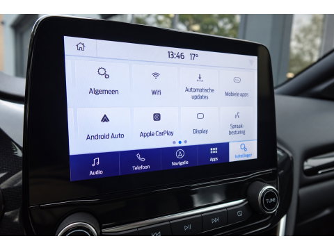 Ford Puma 1.0 EcoBoost Hybrid ST-Line PANO CAM CARPLAY