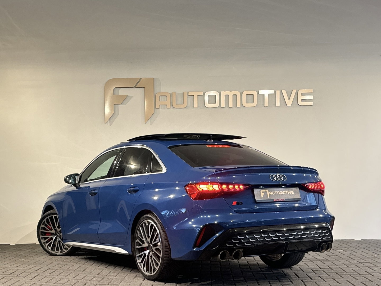 Audi S3 Limousine 2.0 TFSI quattro Pano|Akra|Memory|Sonos|HuD