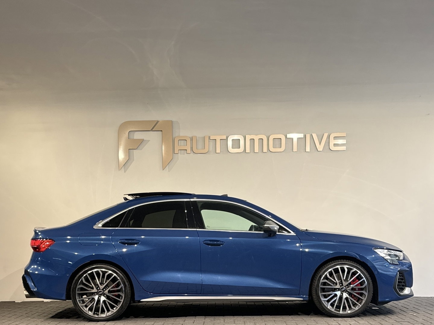 Audi S3 Limousine 2.0 TFSI quattro Pano|Akra|Memory|Sonos|HuD