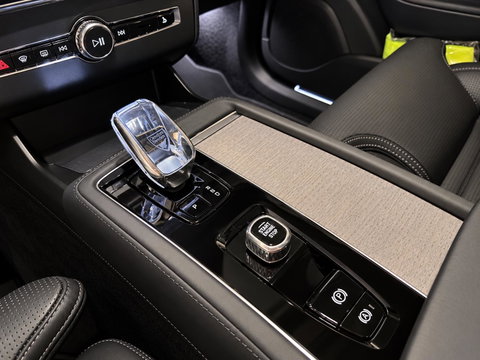 Volvo XC90 2.0 T8 Plug-in hybrid AWD Ultra Dark Exec. Ed.