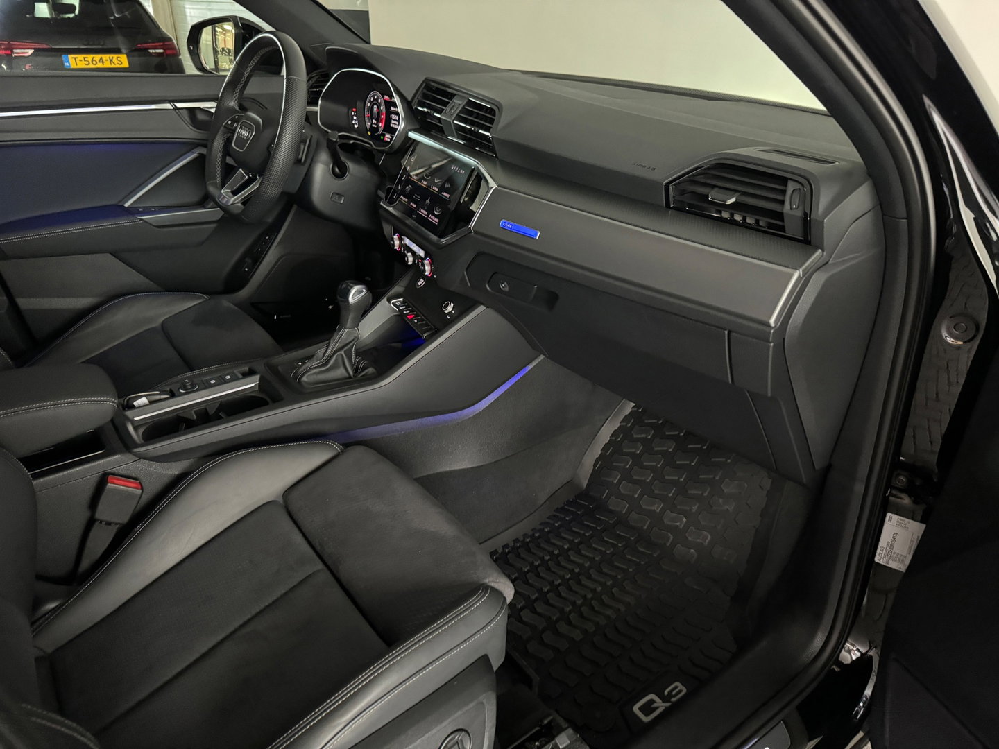 Audi Q3 Sportback 35 TFSI S Line Competiti Pano|Memory|Sonos