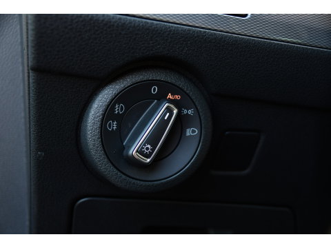 Volkswagen Transporter 2.0 TDI L2H1 30 DC Caravelle FULL OPTIONS! Adaptieve Cruise, Camera, Carplay, 2 x Schuifdeur, Leder, LED, 204pk, Automaat, Clima, Stoelverwarming, Uniek!