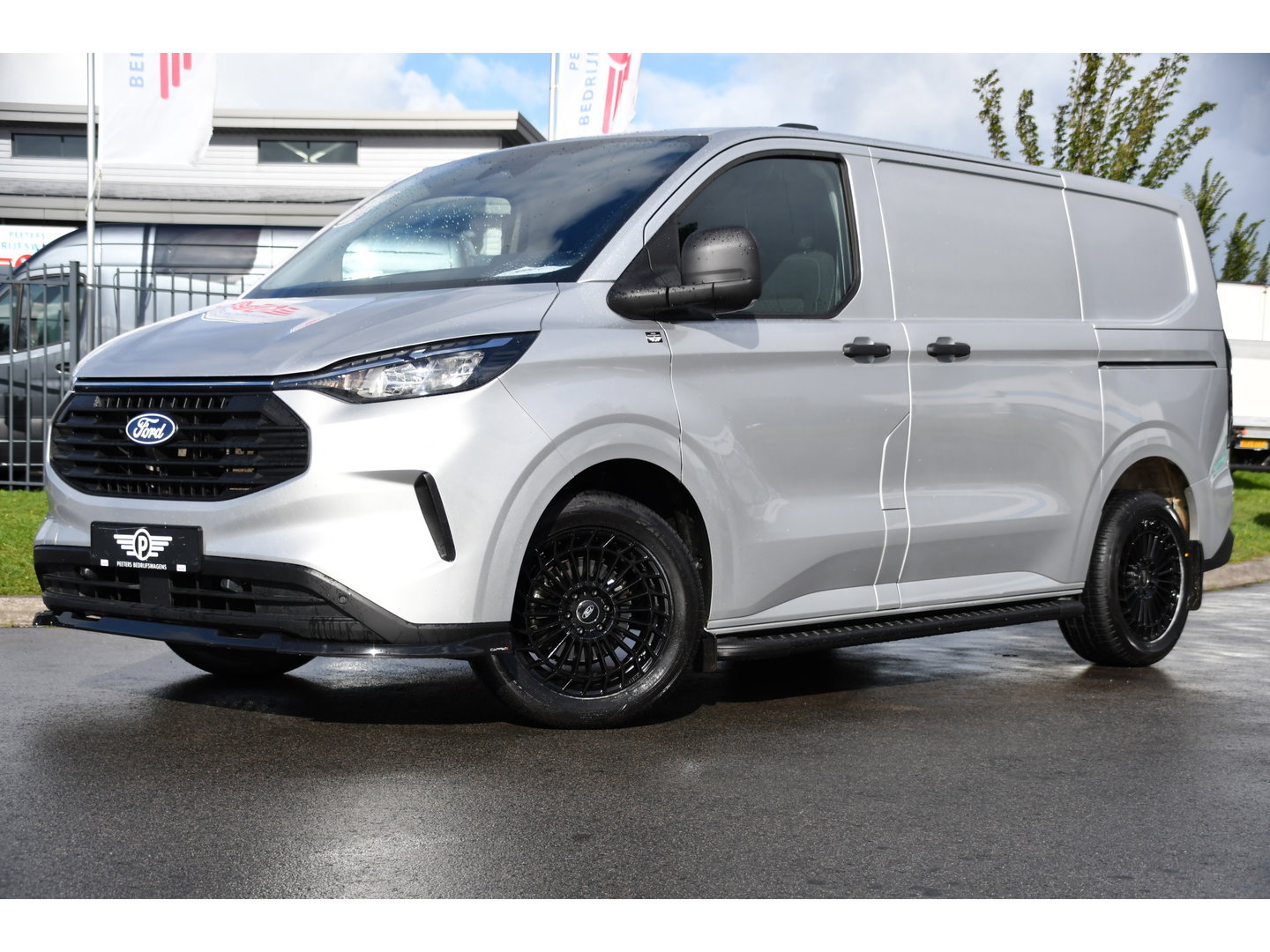 Ford Transit Custom 300 2.0 TDCI L1H1 PB Edition Virtual, Camera, Cruise, Carplay, 2 x Schuifdeur, Stuur verwarming, 136pk, Automaat, Stoelverwarming, Uniek!