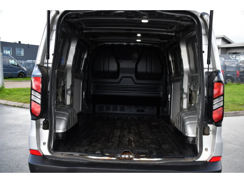 Ford Transit Custom 300 2.0 TDCI L1H1 PB Edition Virtual, Camera, Cruise, Carplay, 2 x Schuifdeur, Stuur verwarming, 136pk, Automaat, Stoelverwarming, Uniek!