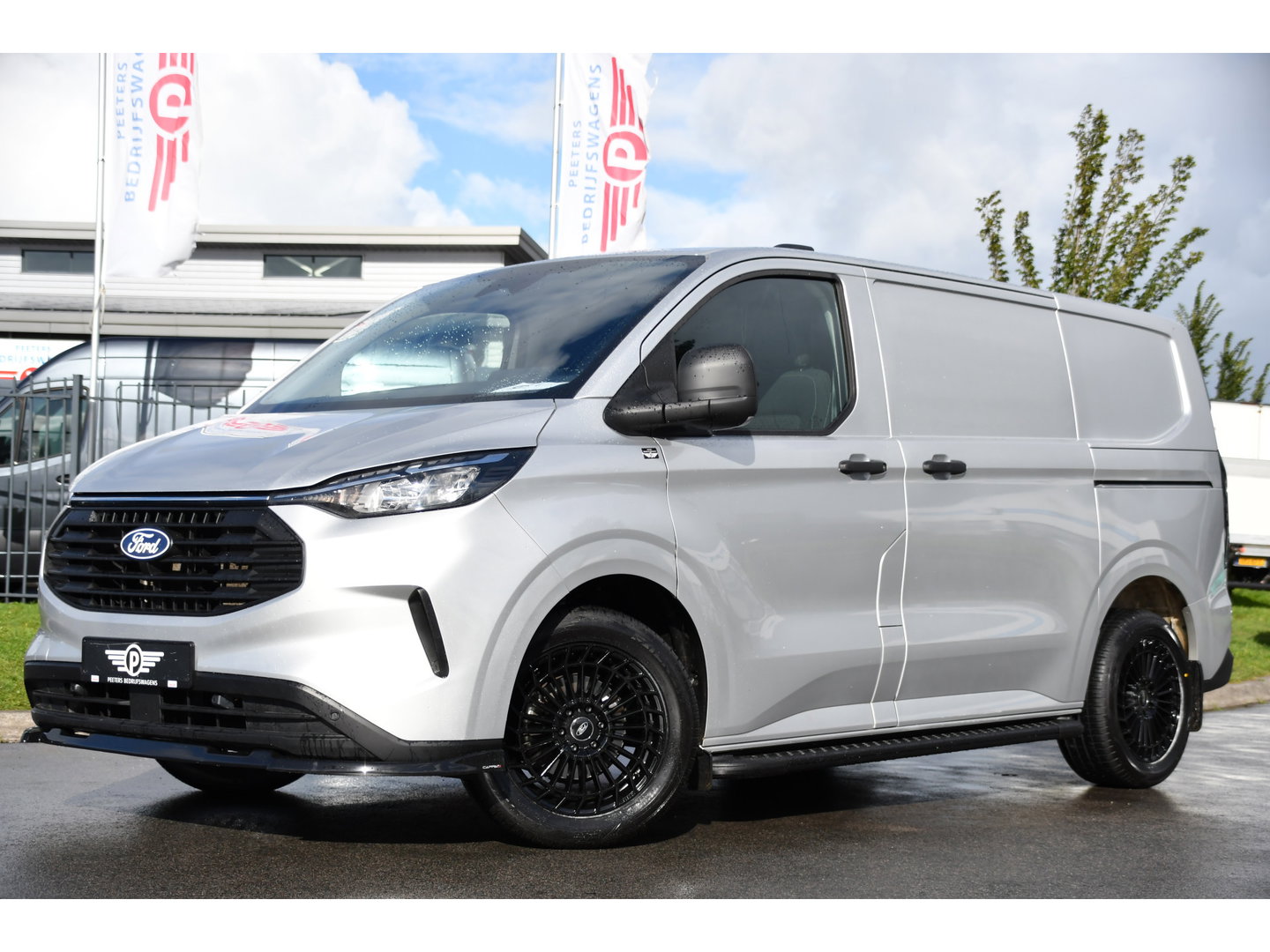 Ford Transit Custom 300 2.0 TDCI L1H1 PB Edition Virtual, Camera, Cruise, Carplay, 2 x Schuifdeur, Stuur verwarming, 136pk, Automaat, Stoelverwarming, Uniek!