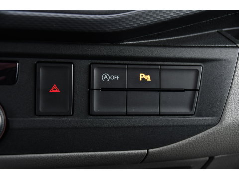 Volkswagen Transporter 2.0 TDI L1H1 30 PB Edition Camera, Cruise, Carplay, Trekhaak, Sensoren, Automaat, 150pk, Multimedia, Uniek!