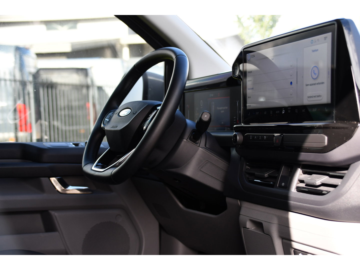 Ford Transit Custom 320 2.0 TDCI L1H1 Sport Virtual, Camera, Carplay, LED, Cruise, 170pk, Automaat, Stoelverwarming, Uniek!
