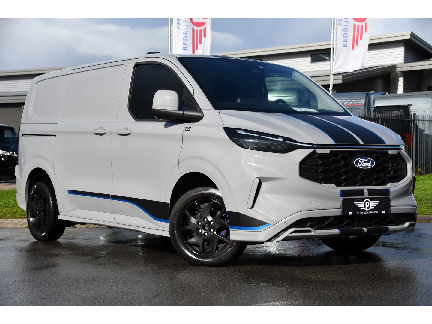 Ford Transit Custom 320 2.0 TDCI L1H1 Sport Virtual, Camera, Carplay, LED, Cruise, 170pk, Automaat, Stoelverwarming, Uniek!