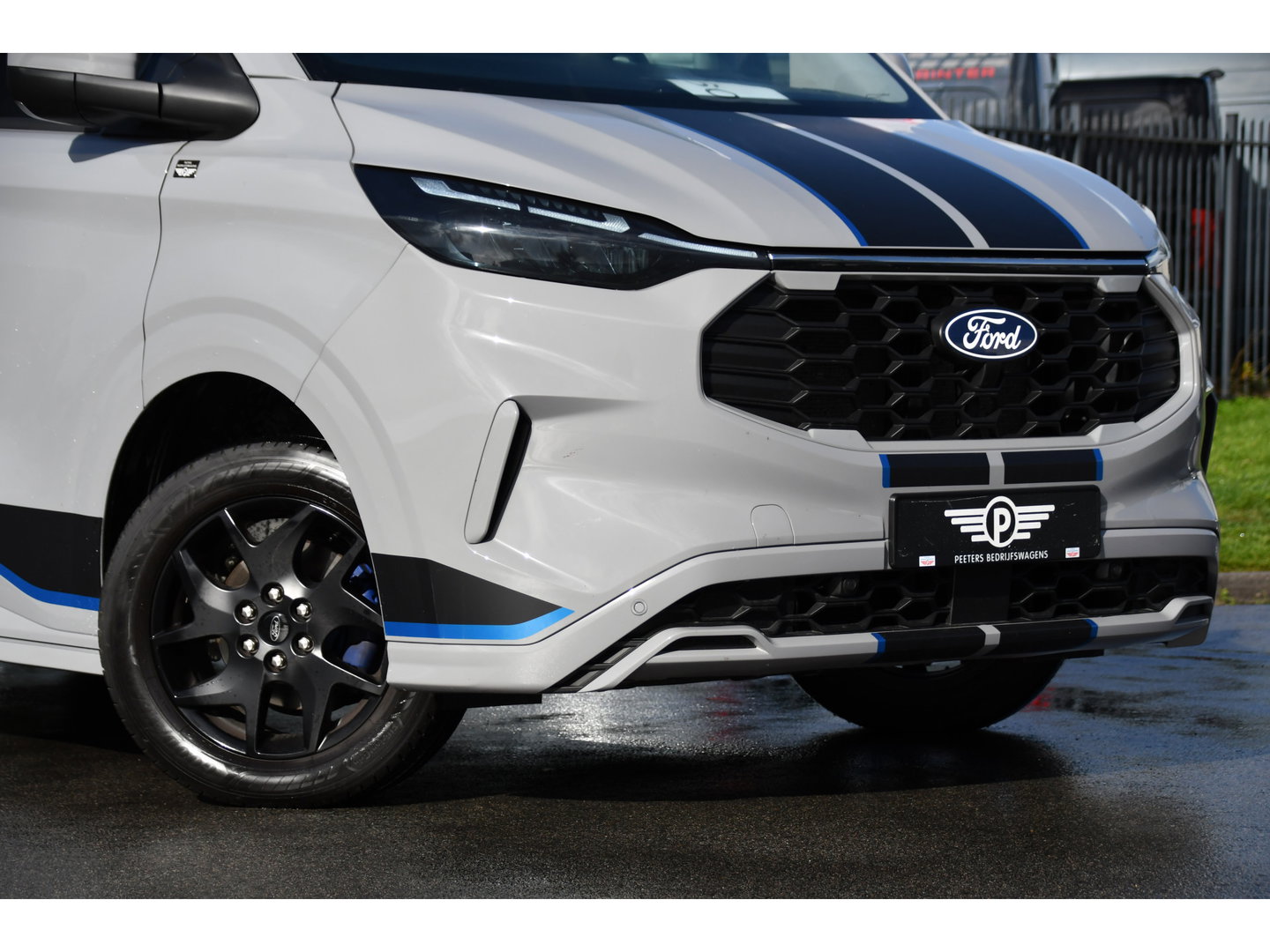 Ford Transit Custom 320 2.0 TDCI L1H1 Sport Virtual, Camera, Carplay, LED, Cruise, 170pk, Automaat, Stoelverwarming, Uniek!
