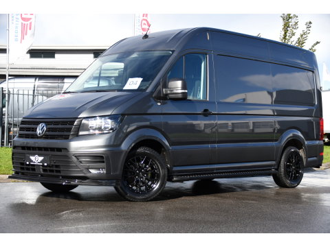 Volkswagen Crafter 35 2.0 TDI L3H3 PB Edition Camera, Cruise, Carplay, 140pk, Trekhaak, Carbolt, Automaat, Sensoren, Geveerde stoel, Uniek!