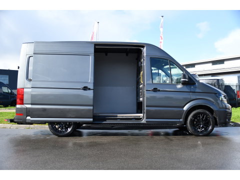 Volkswagen Crafter 35 2.0 TDI L3H3 PB Edition Camera, Cruise, Carplay, 140pk, Trekhaak, Carbolt, Automaat, Sensoren, Geveerde stoel, Uniek!