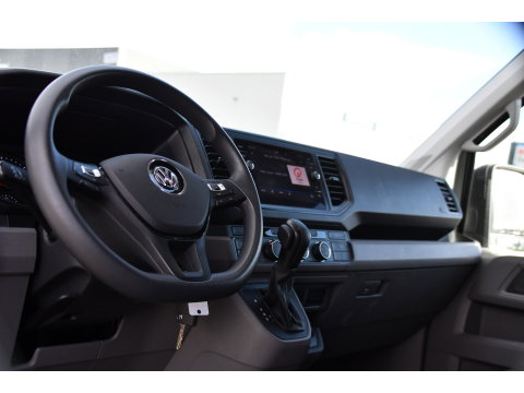 Volkswagen Crafter 35 2.0 TDI L3H3 PB Edition Camera, Cruise, Carplay, 140pk, Trekhaak, Carbolt, Automaat, Sensoren, Geveerde stoel, Uniek!