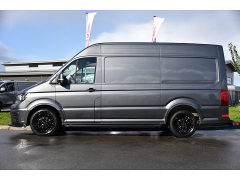 Volkswagen Crafter 35 2.0 TDI L3H3 PB Edition Camera, Cruise, Carplay, 140pk, Trekhaak, Carbolt, Automaat, Sensoren, Geveerde stoel, Uniek!