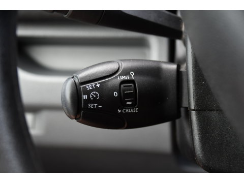 Peugeot Expert 226S 1.6 BlueHDI L2 PB Edition Carplay, Cruise, Sensoren, 115pk, Leder, Multimedia, Uniek!