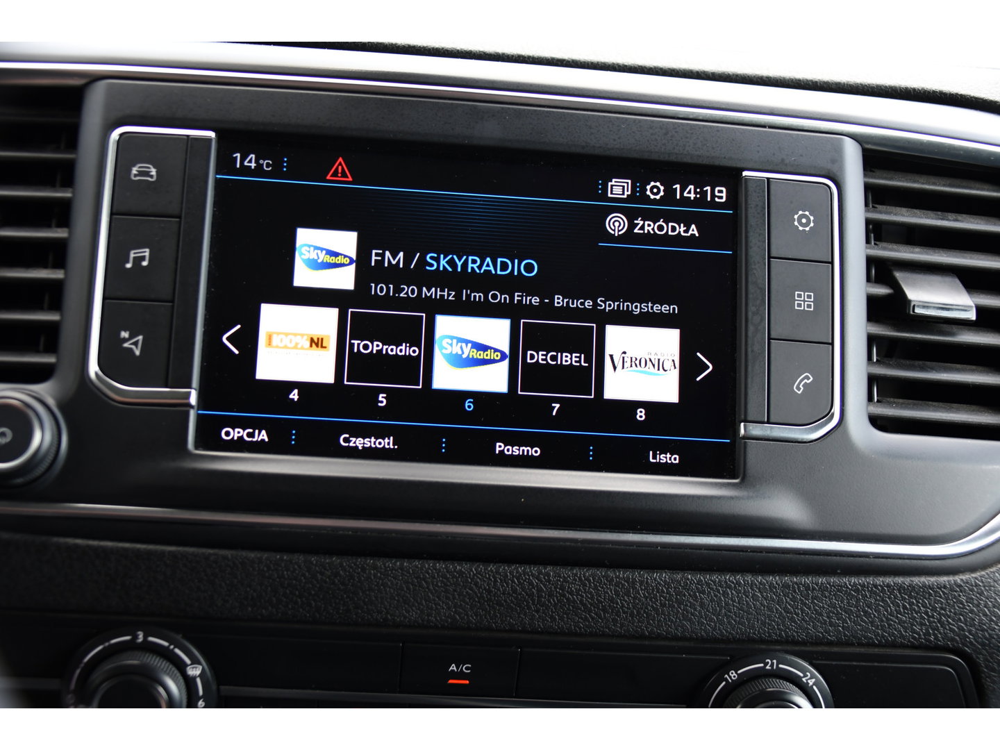Peugeot Expert 226S 1.6 BlueHDI L2 PB Edition Carplay, Cruise, Sensoren, 115pk, Leder, Multimedia, Uniek!