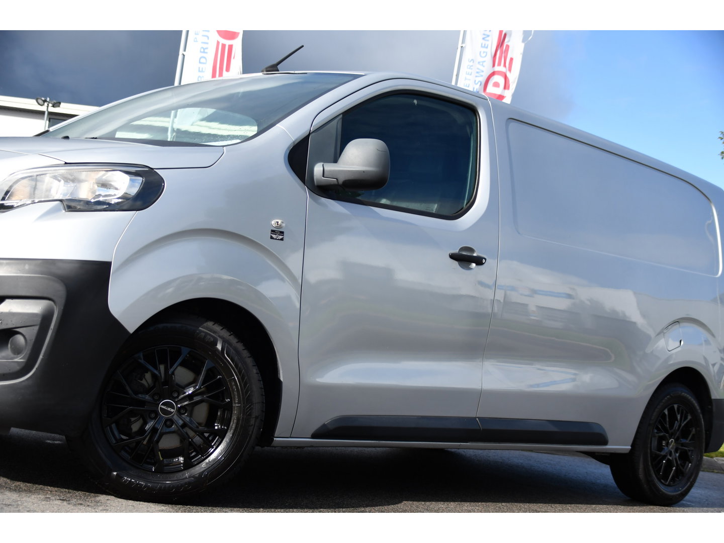 Peugeot Expert 226S 1.6 BlueHDI L2 PB Edition Carplay, Cruise, Sensoren, 115pk, Leder, Multimedia, Uniek!