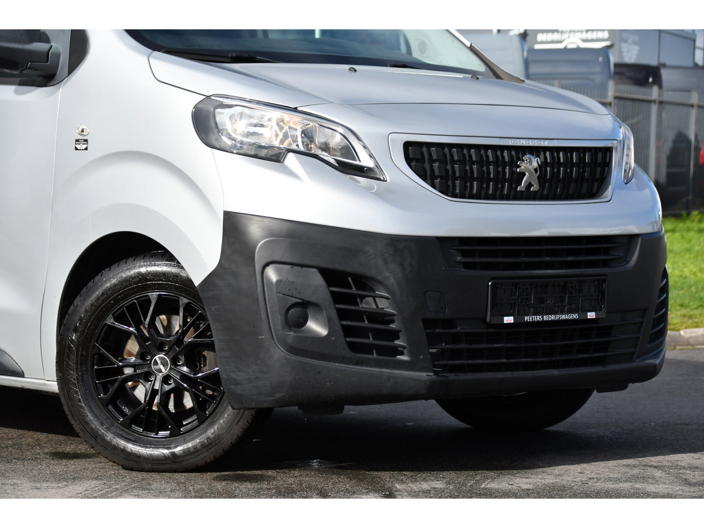 Peugeot Expert 226S 1.6 BlueHDI L2 PB Edition Carplay, Cruise, Sensoren, 115pk, Leder, Multimedia, Uniek!