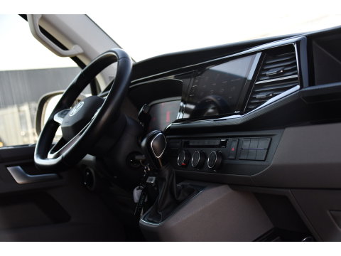 Volkswagen Transporter 2.0 TDI L2H1 32 DC Bulli 4Motion Virtual, Adaptieve Cruise, Carplay, LED, Stoelverwarming, 204pk, Trekhaak, Automaat, NAVI, Voorruit verwarming, Uniek! 4x4, 4matic