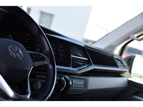 Volkswagen Transporter 2.0 TDI L2H1 32 DC Bulli 4Motion Virtual, Adaptieve Cruise, Carplay, LED, Stoelverwarming, 204pk, Trekhaak, Automaat, NAVI, Voorruit verwarming, Uniek! 4x4, 4matic