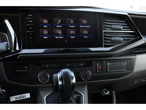 Volkswagen Transporter 2.0 TDI L2H1 32 DC Bulli 4Motion Virtual, Adaptieve Cruise, Carplay, LED, Stoelverwarming, 204pk, Trekhaak, Automaat, NAVI, Voorruit verwarming, Uniek! 4x4, 4matic