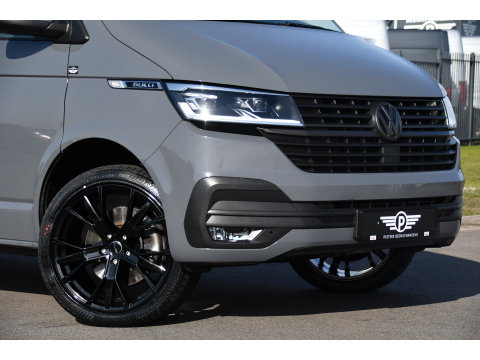 Volkswagen Transporter 2.0 TDI L2H1 32 DC Bulli 4Motion Virtual, Adaptieve Cruise, Carplay, LED, Stoelverwarming, 204pk, Trekhaak, Automaat, NAVI, Voorruit verwarming, Uniek! 4x4, 4matic