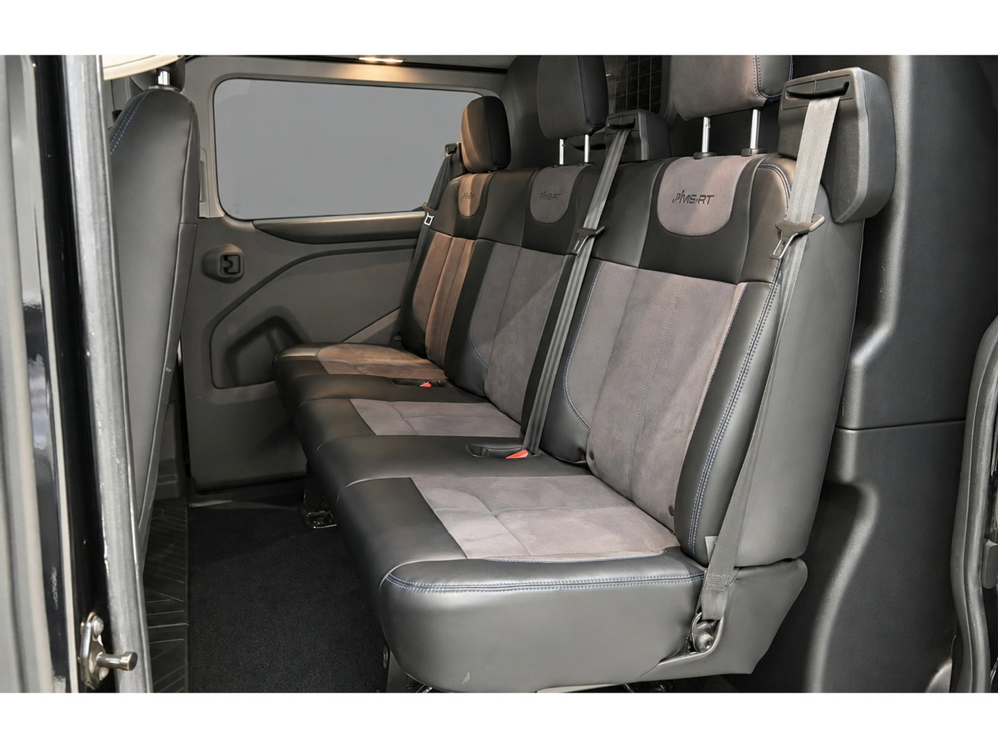 Ford Transit Custom 320 2.0 TDCI L1H1 DC MS-RT Black Edition Adaptieve Cruise, Camera, Carplay, 170pk, 2 x Schuifdeur, Automaat, LED, Stoelverwarming, Leder, Uniek!