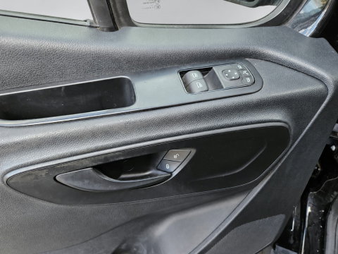 Mercedes-Benz Sprinter 314 2.2 CDI L2H2 RWD Black Edition Camera, Carplay, Sensoren, 143pk, Automaat, Trekhaak, 7'' Mbux, Uniek!