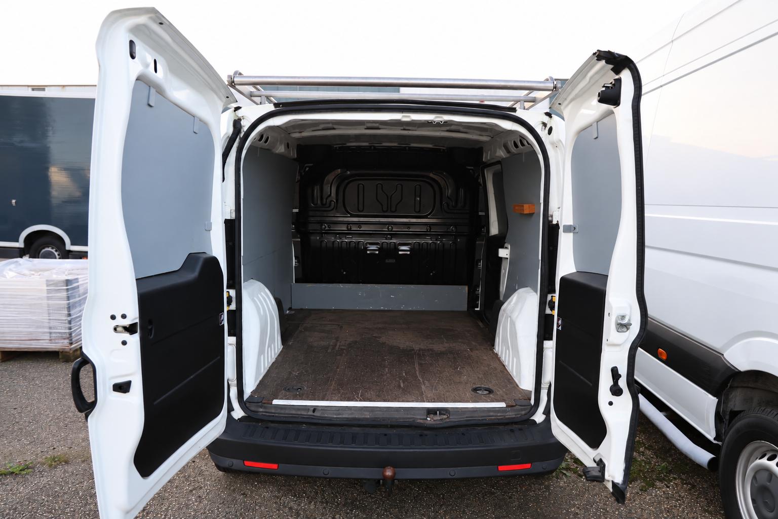 Fiat Doblò Cargo 1.6 MJ L2H1 Maxi 3 persoons