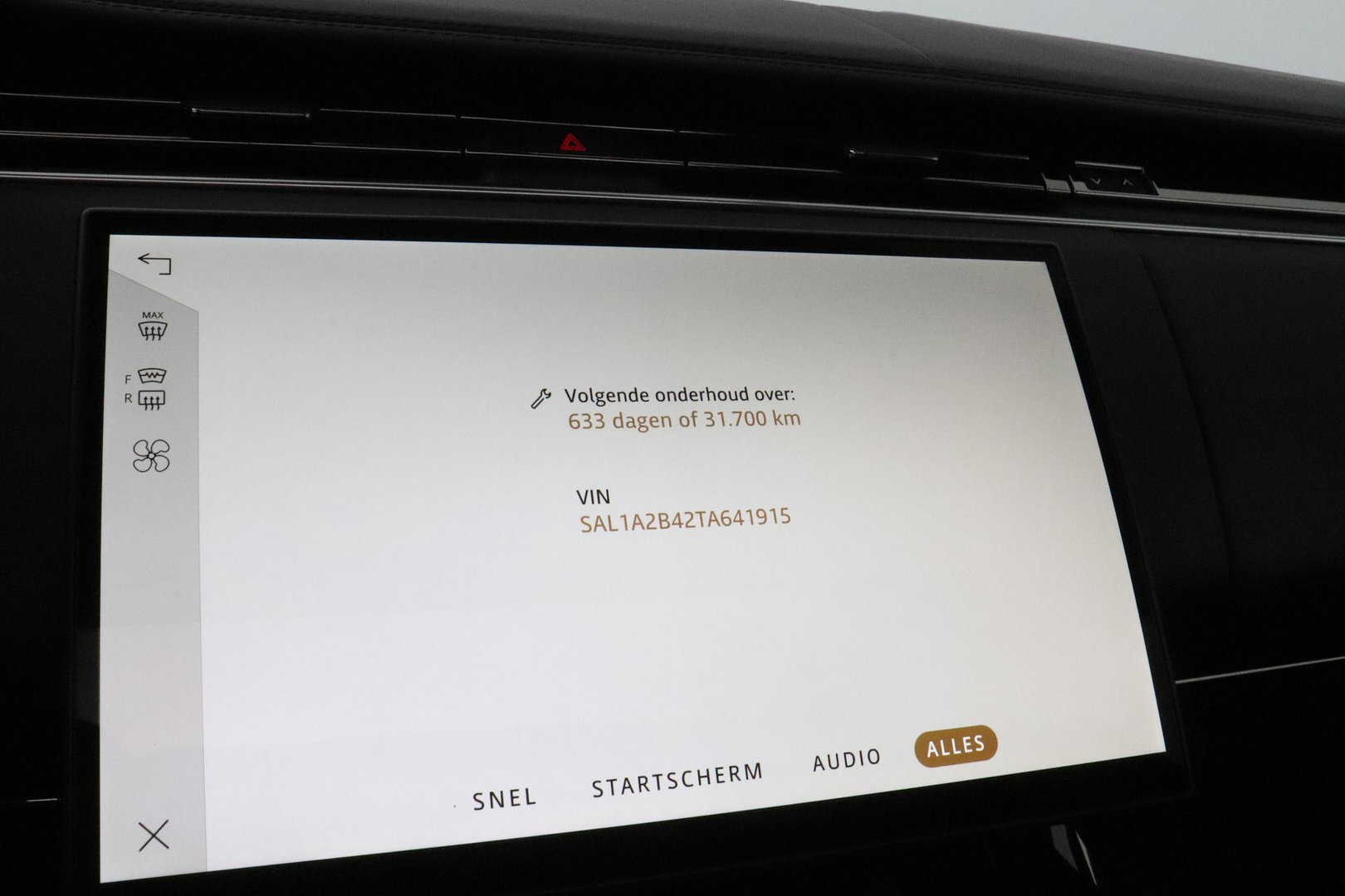 Land Rover Range Rover Sport P460e Dynamic HSE | 23 Inch | Meridian 3D Surround | ClearSight | Koelbox | Trekhaak | Massage+Ventilatie