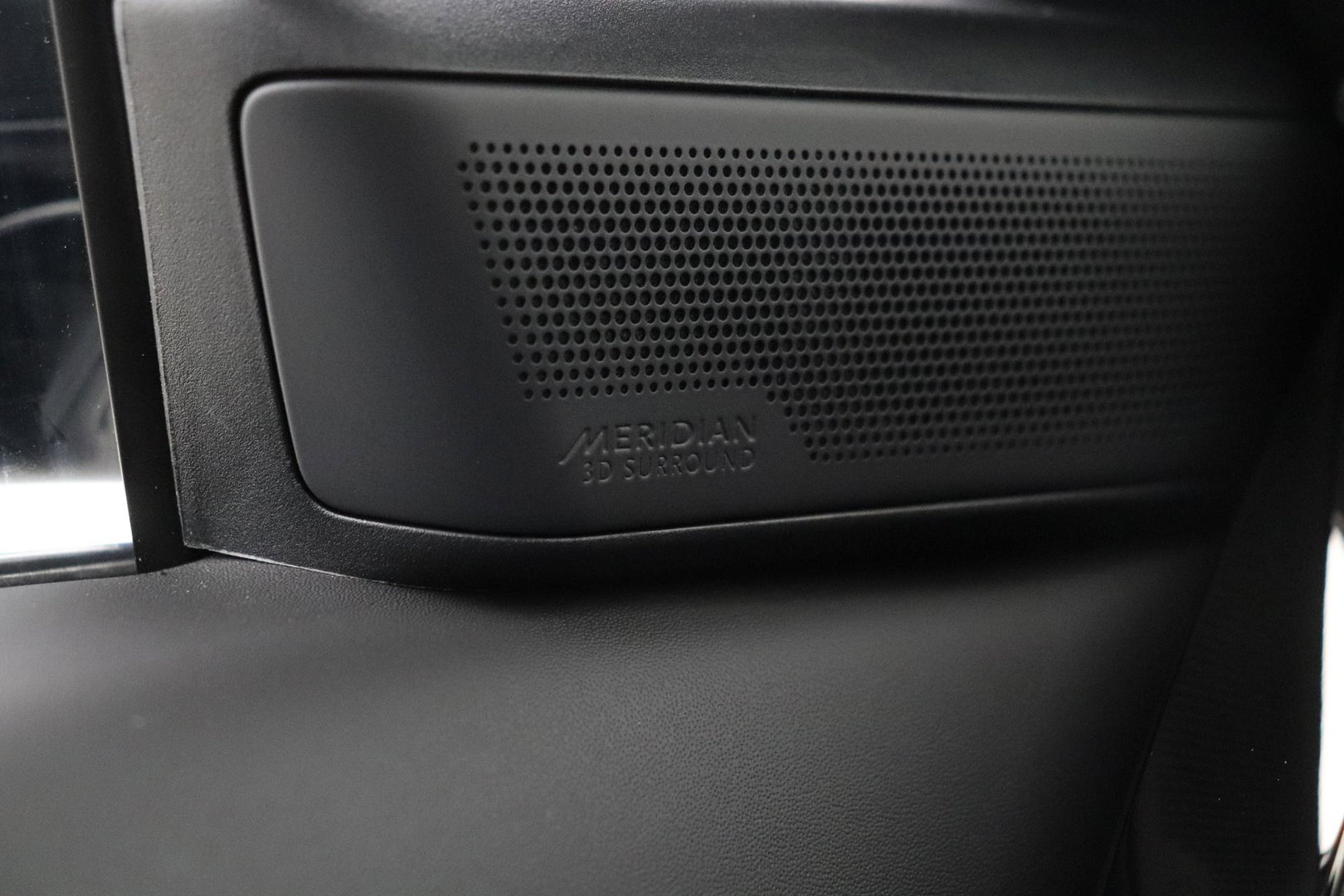 Land Rover Range Rover Sport P460e Dynamic HSE | 23 Inch | Meridian 3D Surround | ClearSight | Koelbox | Trekhaak | Massage+Ventilatie