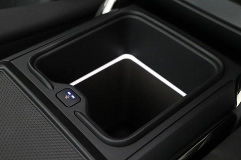 Land Rover Range Rover Sport P460e Dynamic HSE | 23 Inch | Meridian 3D Surround | ClearSight | Koelbox | Trekhaak | Massage+Ventilatie