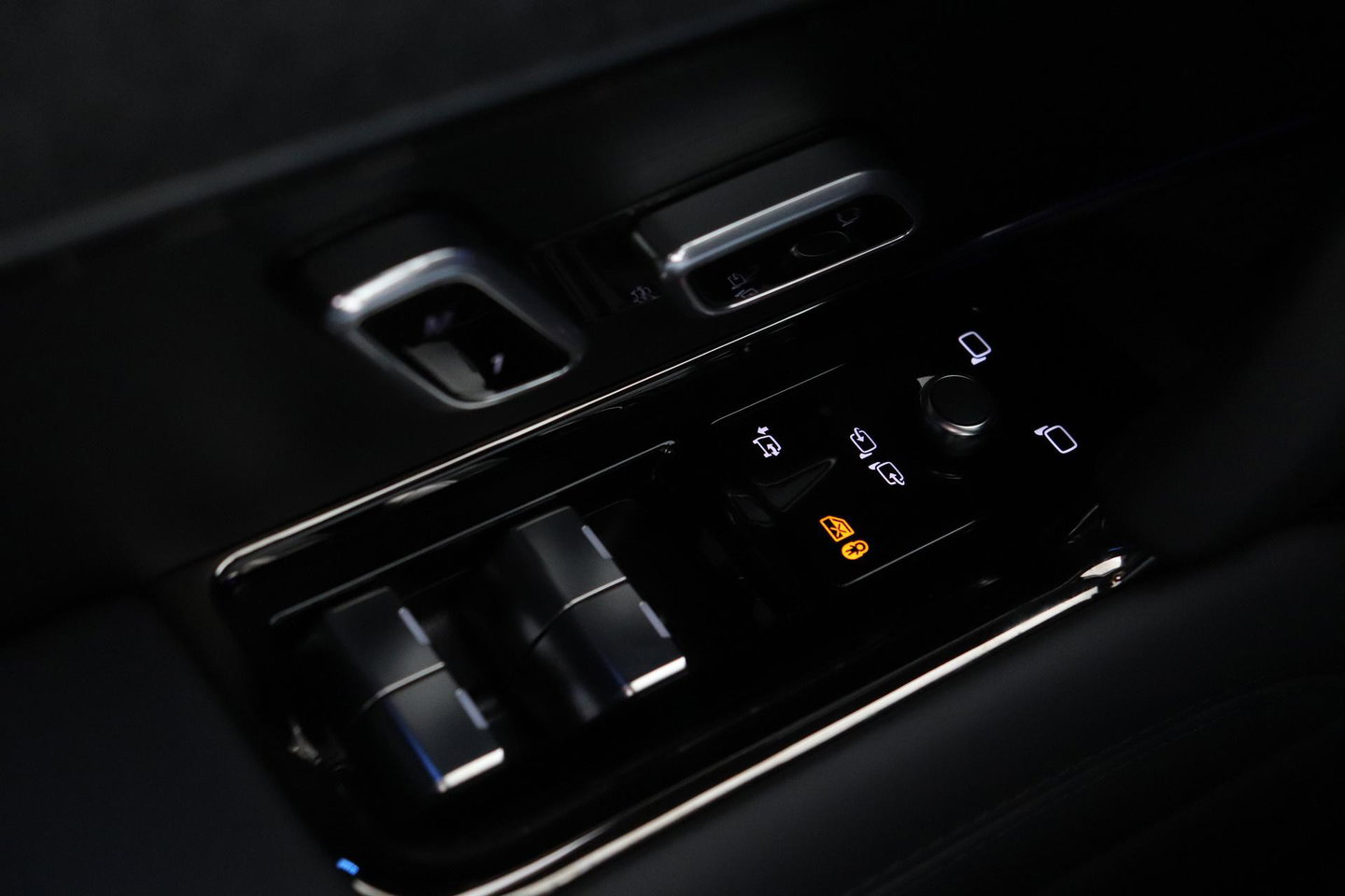 Land Rover Range Rover Sport P460e Dynamic HSE | 23 Inch | Meridian 3D Surround | ClearSight | Koelbox | Trekhaak | Massage+Ventilatie