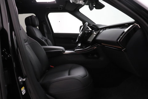 Land Rover Range Rover Sport P460e Dynamic HSE | 23 Inch | Meridian 3D Surround | ClearSight | Koelbox | Trekhaak | Massage+Ventilatie