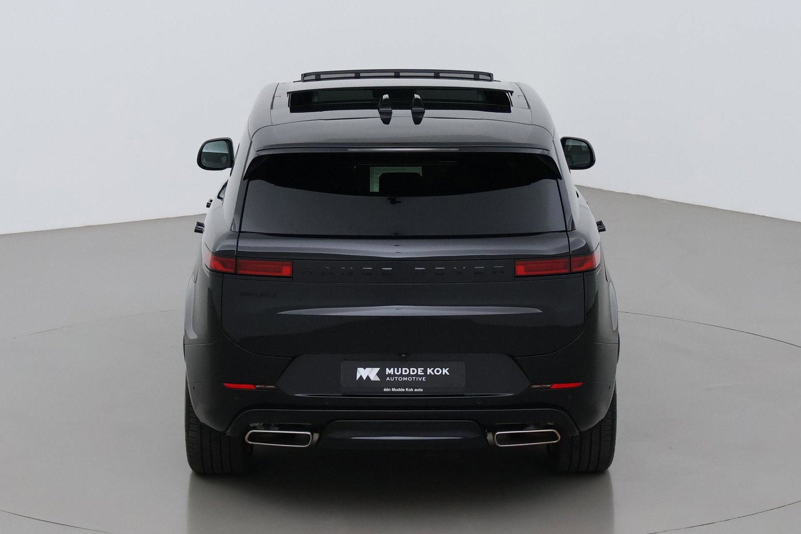 Land Rover Range Rover Sport P460e Dynamic HSE | 23 Inch | Meridian 3D Surround | ClearSight | Koelbox | Trekhaak | Massage+Ventilatie