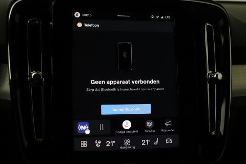 Volvo XC40 2.0 B3 Plus Black Edition | Harman/Kardon | Pilot Assist | Camera | BLIS | Memory | Stoel+Stuurverwarming | Keyless | ACC | 20 Inch