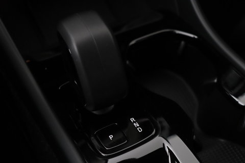 Volvo XC40 2.0 B3 Plus Black Edition | Harman/Kardon | Pilot Assist | Camera | BLIS | Memory | Stoel+Stuurverwarming | Keyless | ACC | 20 Inch