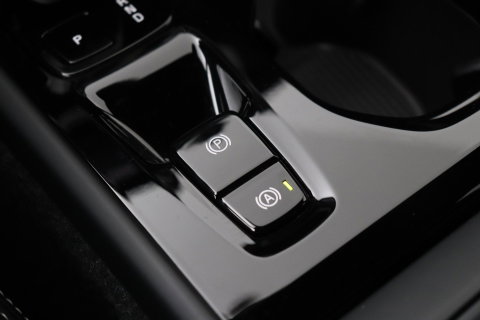 Volvo XC40 2.0 B3 Plus Black Edition | Harman/Kardon | Pilot Assist | Camera | BLIS | Memory | Stoel+Stuurverwarming | Keyless | ACC | 20 Inch