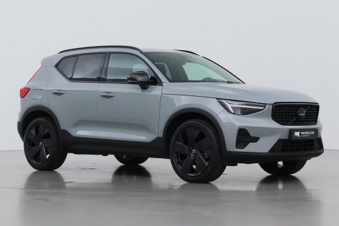 Volvo XC40 2.0 B3 Plus Black Edition | Harman/Kardon | Pilot Assist | Camera | BLIS | Memory | Stoel+Stuurverwarming | Keyless | ACC | 20 Inch