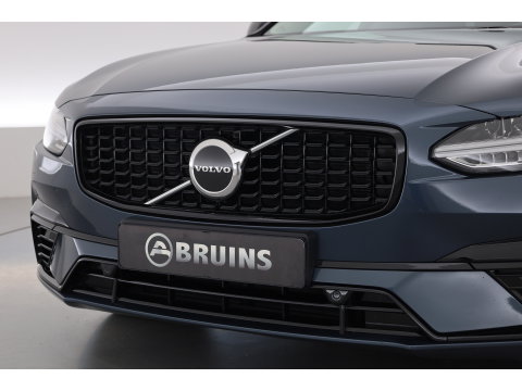 Volvo V90 2.0 T8 Plug-in hybrid AWD Plus Dark Long range | Pano-dak | Trekhaak | H&K Audio | Camera |