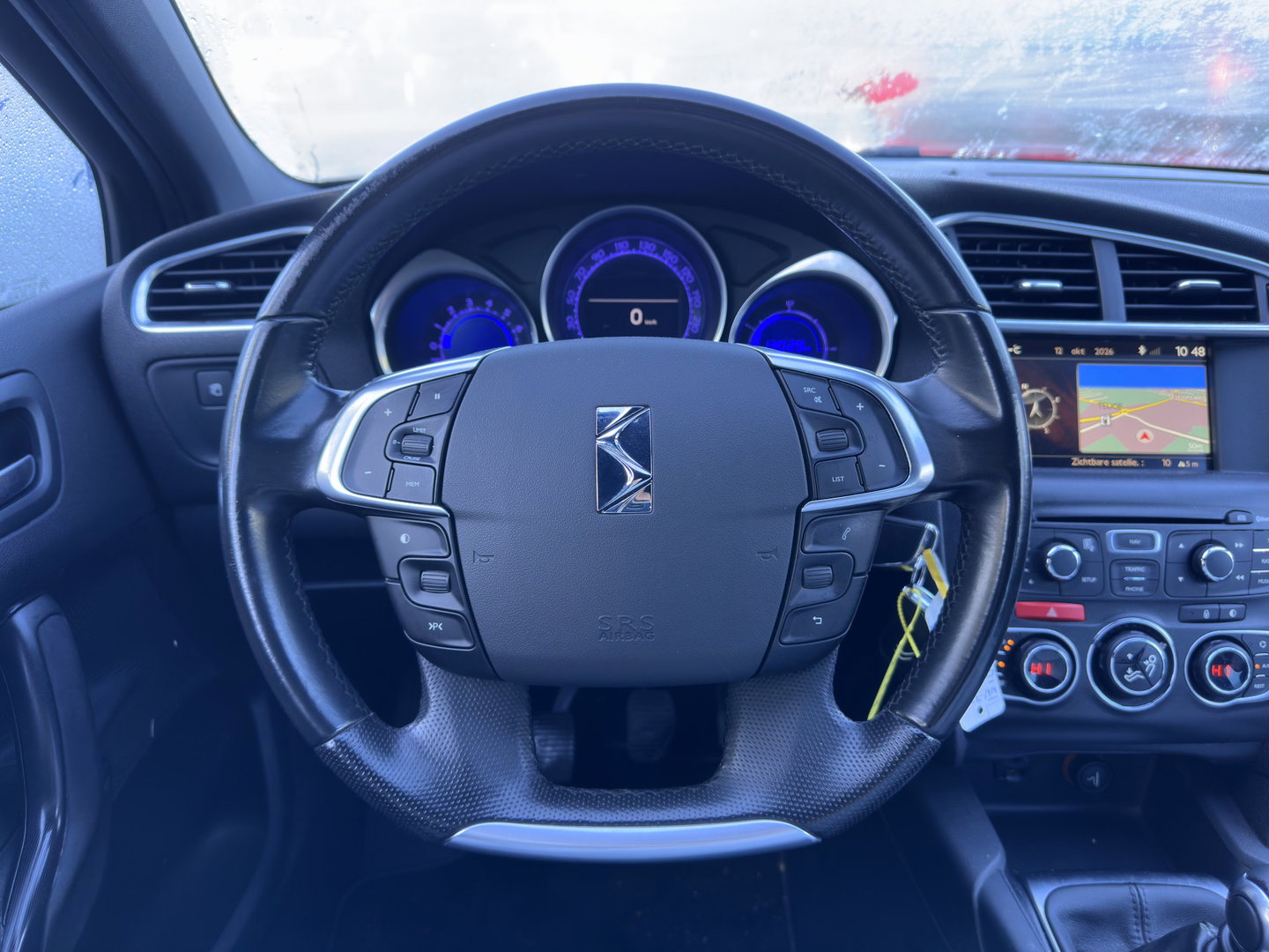 Citroën DS4 1.6 BlueHDi Business *LEATHER-FABRIC | MASSAGE-SPORTSEATS | DENON-AUDIO | NAVI-FULLMAP | BLINDSPOT | PRIVACY-GLASS | ECC | PDC | CRUISE | TOWBAR | 17''ALU*