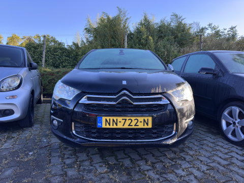 Citroën DS4 1.6 BlueHDi Business *LEATHER-FABRIC | MASSAGE-SPORTSEATS | DENON-AUDIO | NAVI-FULLMAP | BLINDSPOT | PRIVACY-GLASS | ECC | PDC | CRUISE | TOWBAR | 17''ALU*