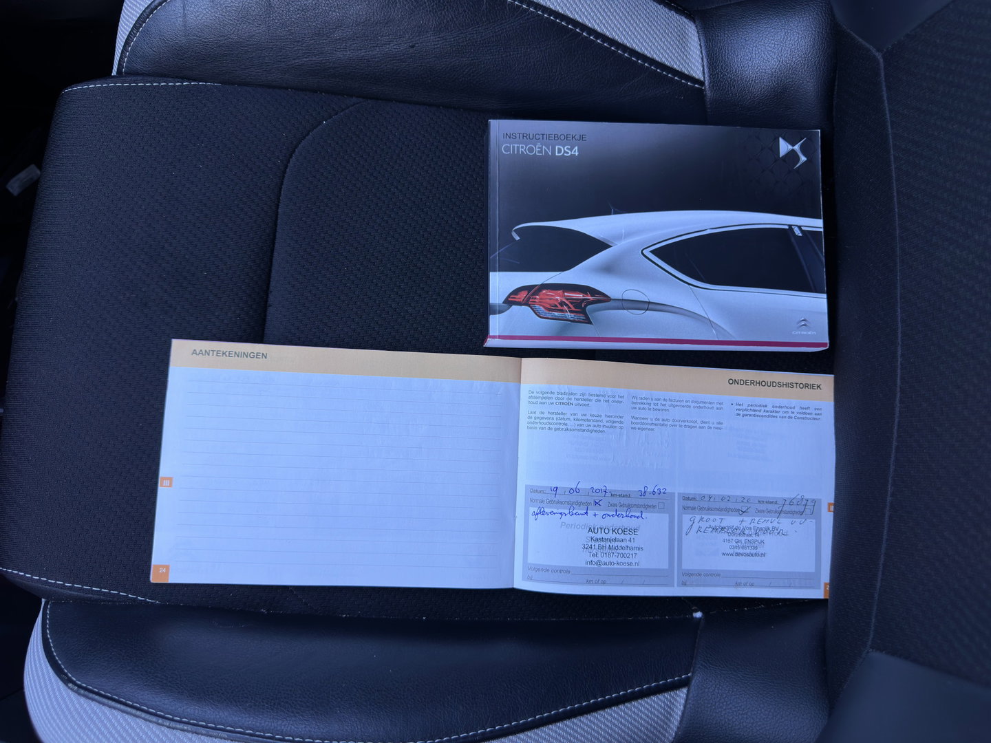 Citroën DS4 1.6 BlueHDi Business *LEATHER-FABRIC | MASSAGE-SPORTSEATS | DENON-AUDIO | NAVI-FULLMAP | BLINDSPOT | PRIVACY-GLASS | ECC | PDC | CRUISE | TOWBAR | 17''ALU*