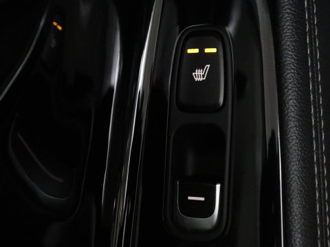 Kia e-Niro ExecutiveLine 64 kWh | SOH 93,9% | Leder | Memory | Stuur/stoel verwarming | Cruise control | Dodehoek detectie | JBL Sound | Carplay | Camera | Park assist | Achterbank verwarming
