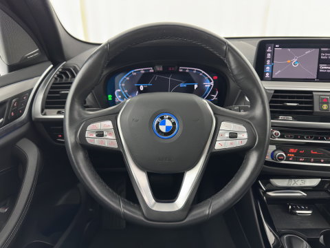 BMW iX3 High Executive 80 kWh [3-Fase-11kW] {SoH-100%} (INCL-BTW) Aut. *PANO | LEATHER | HARMAN/KARDON | ADAPTIVE-CRUISE | FULL-LED | BLINDSPOT | MEMORY-PACK | DIGI-COCKPIT | HEATED-SPORTSEATS | KEYLESS | CAMERA | DAB+ | TOWBAR | HEAD-UP | 20''AL