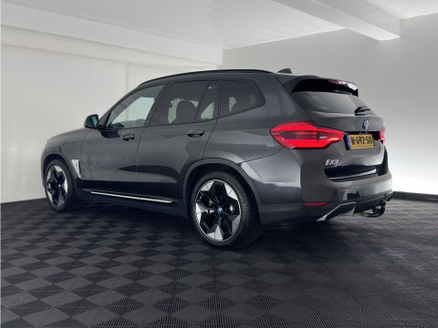 BMW iX3 High Executive 80 kWh [3-Fase-11kW] {SoH-100%} (INCL-BTW) Aut. *PANO | LEATHER | HARMAN/KARDON | ADAPTIVE-CRUISE | FULL-LED | BLINDSPOT | MEMORY-PACK | DIGI-COCKPIT | HEATED-SPORTSEATS | KEYLESS | CAMERA | DAB+ | TOWBAR | HEAD-UP | 20''AL